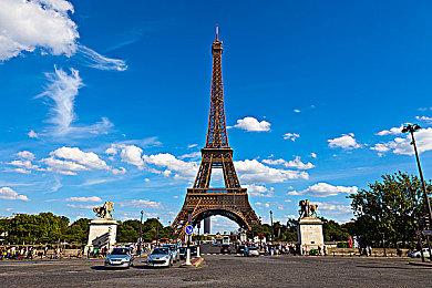 《绝区零》登顶99国免费游戏榜 7月4日公测